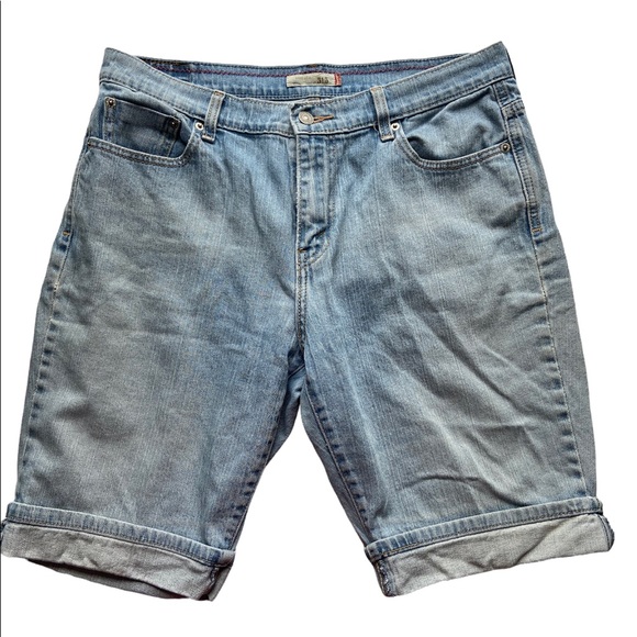 Levi's Pants - Levi’s 515 Stretchy Denim Bermuda Shorts Size 14